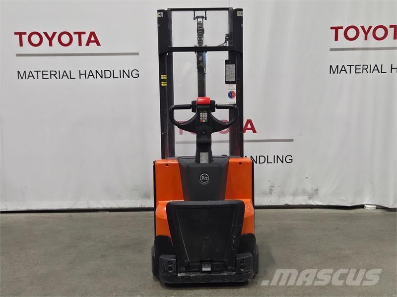 BT SWE120L Gyalogkíséretű targonca