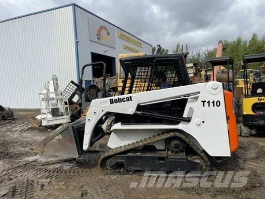 Bobcat T110 Joystick Mini homlokrakodók