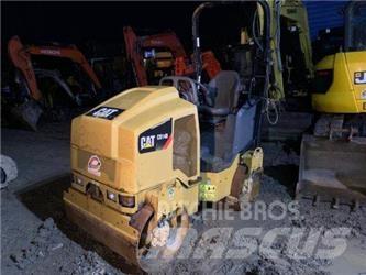 CAT CB14B Ikerdobos hengerek