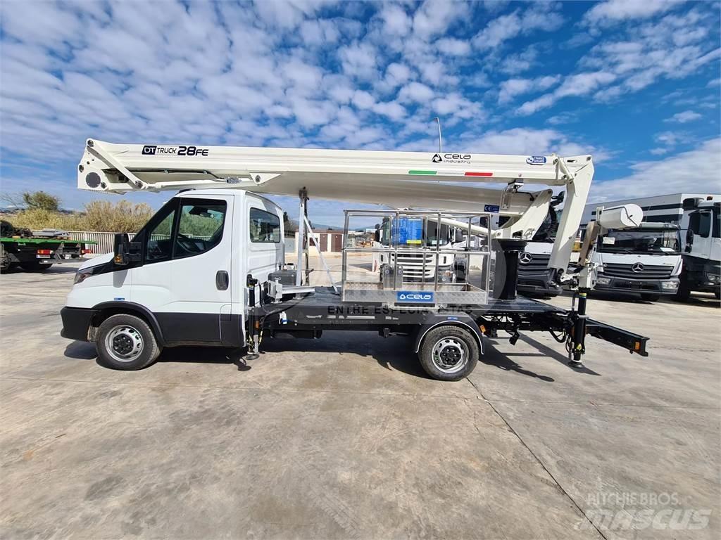 Cela DT Truck 28 FE Teherautóra szerelt emelők és állványok