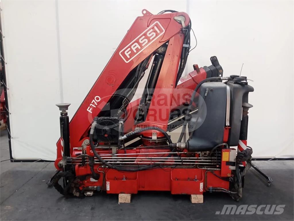 Fassi F170A.23 Rakodó daruk