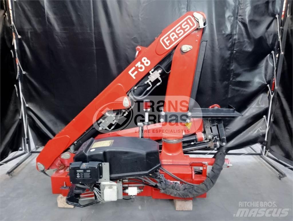 Fassi F38AF Rakodó daruk
