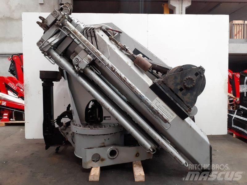 MKG 541 HP Rakodó daruk