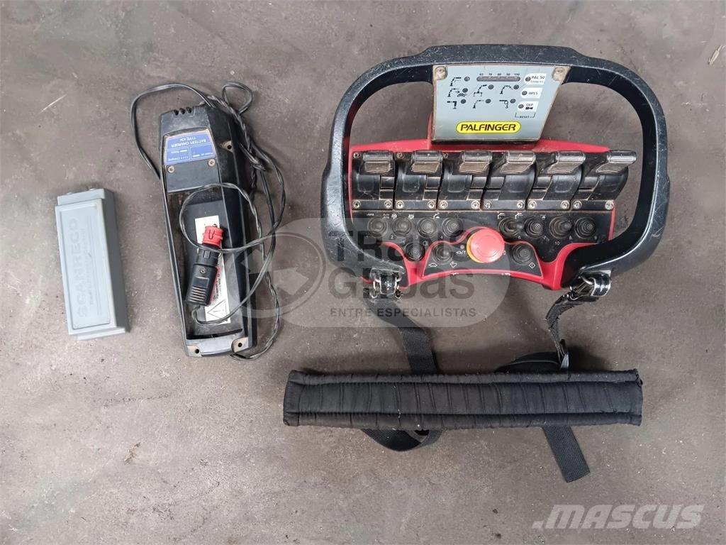 Palfinger PK 16002 Rakodó daruk
