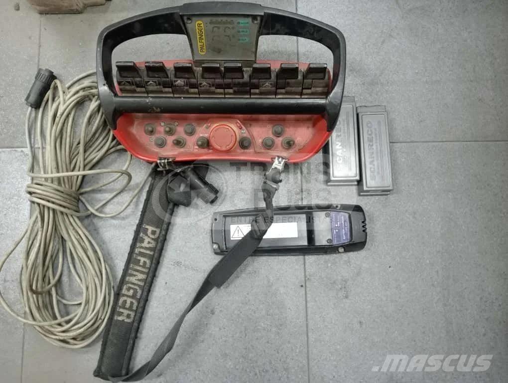 Palfinger PK 27000 Rakodó daruk