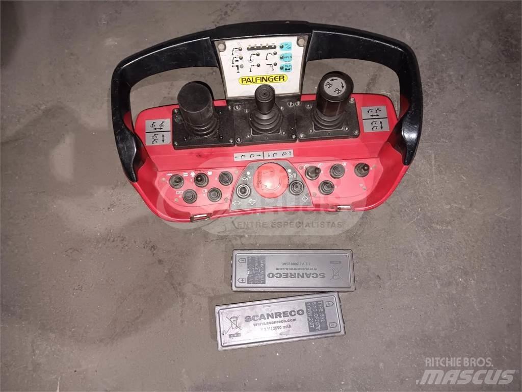 Palfinger PK 36002 Rakodó daruk