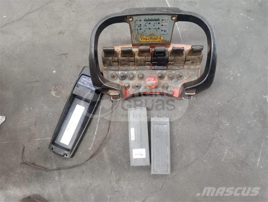 Palfinger PK 36002 Rakodó daruk