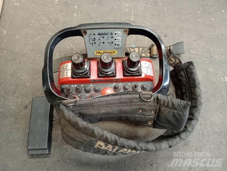 Palfinger PK 42502 Rakodó daruk