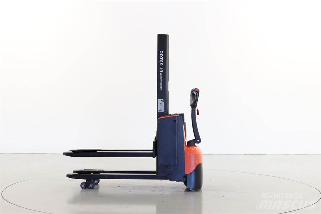 BT SWE-080-L Gyalogkíséretű targonca