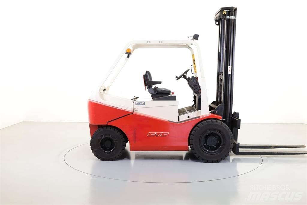 CTC PL460 Elektromos targoncák
