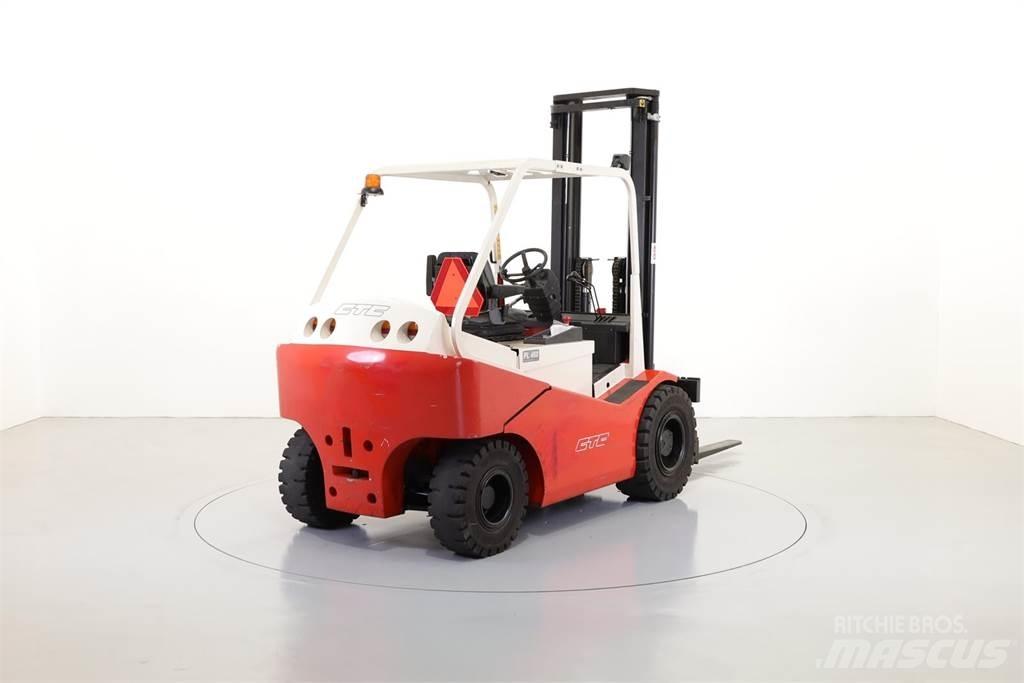 CTC PL460 Elektromos targoncák
