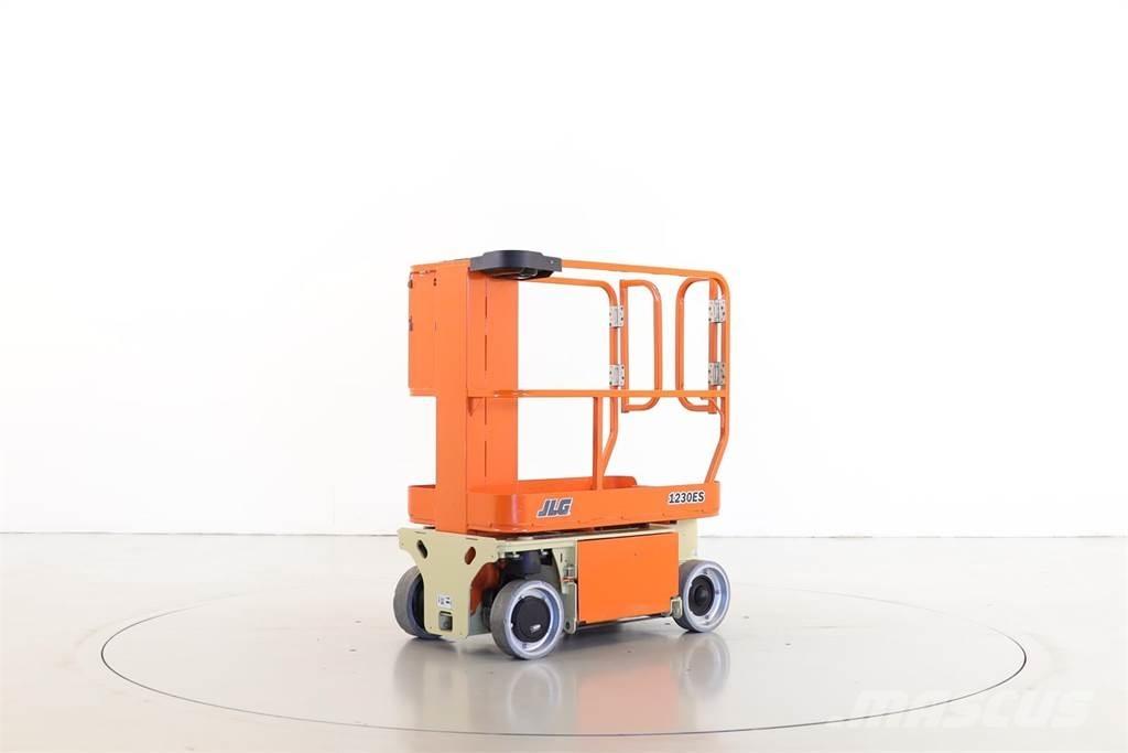 JLG 1230ES Személyemelők