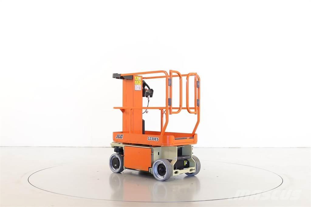 JLG 1230ES Személyemelők
