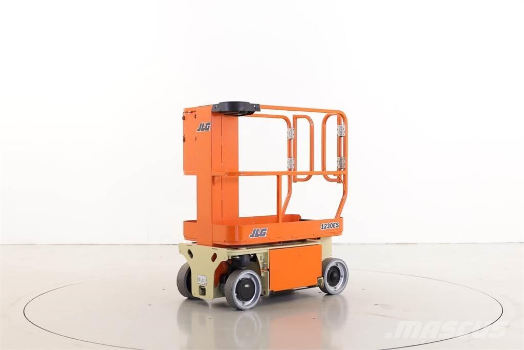 JLG 1230ES Személyemelők