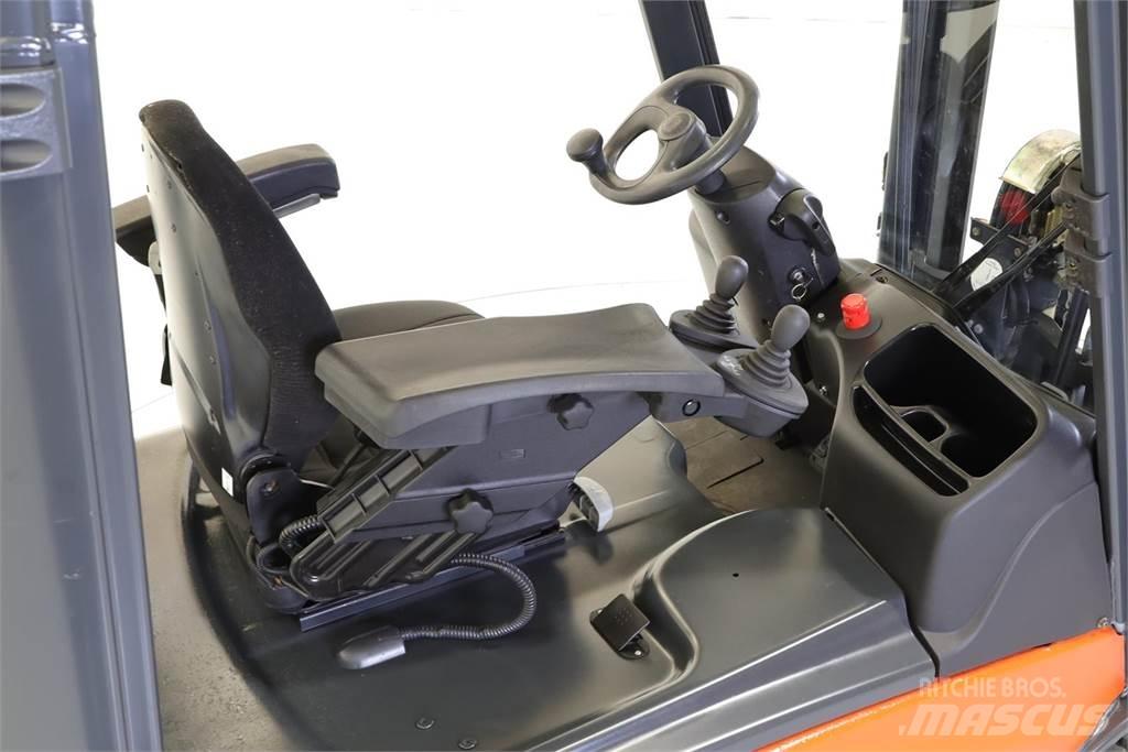 Linde E16L-01 Elektromos targoncák