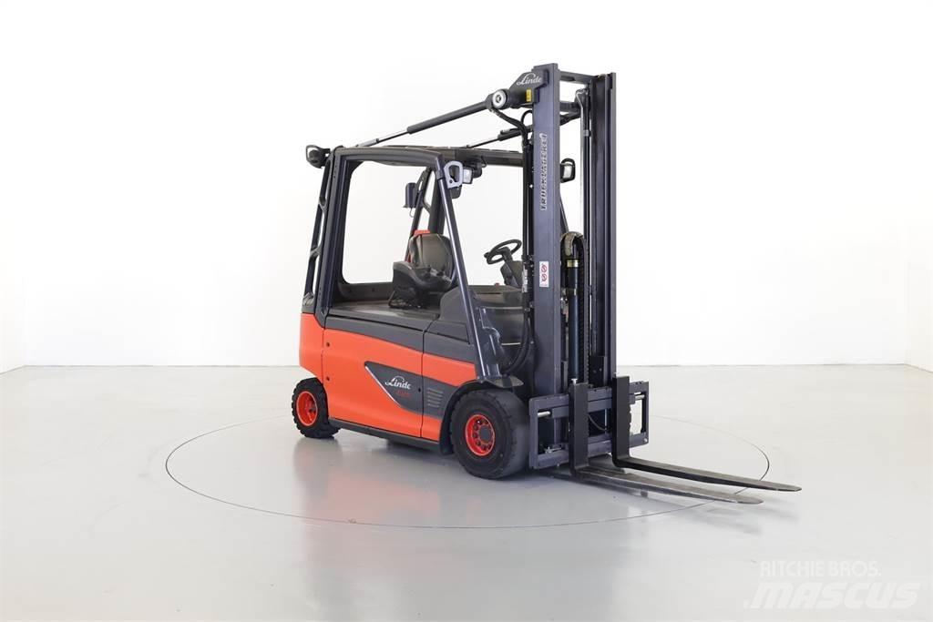 Linde E25L Elektromos targoncák