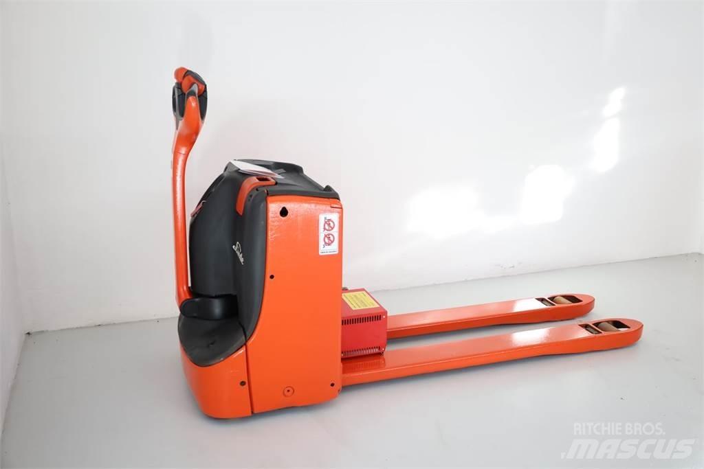 Linde T-18 Alacsony emelőkocsi