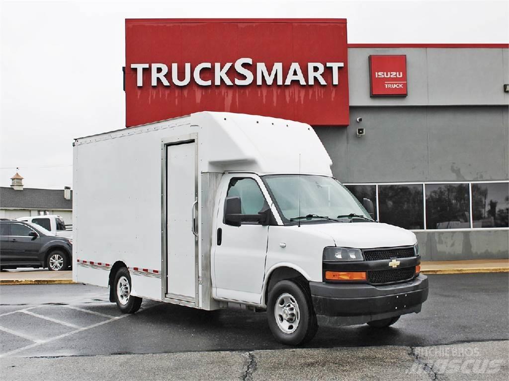 Chevrolet 3500 Transporterek