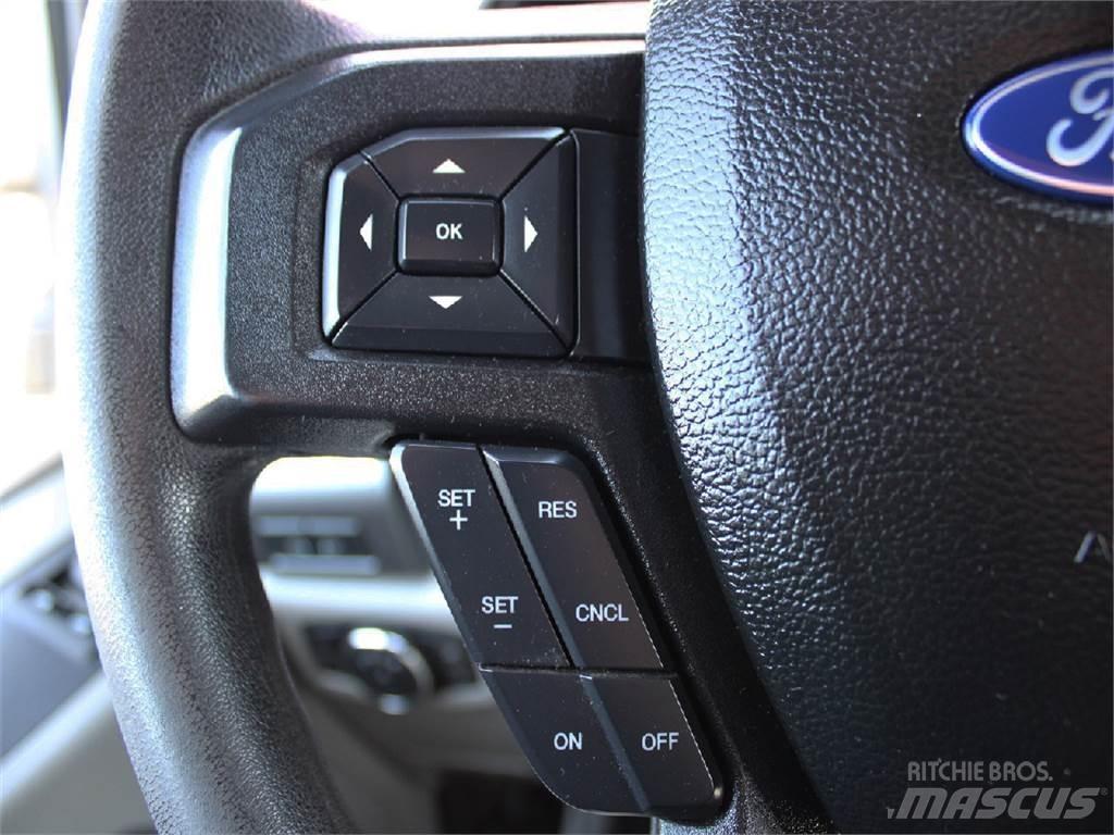 Ford F550 Horgos rakodó teherautók