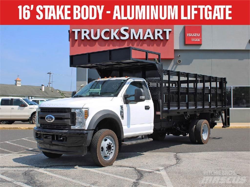 Ford F550 Platós / Ponyvás teherautók