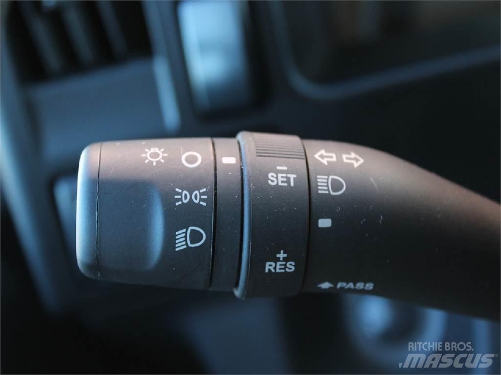 Isuzu NPR-HD Dobozos teherautók