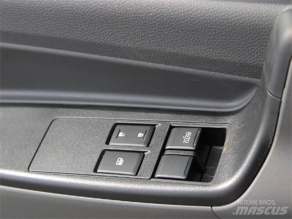 Isuzu NPR-HD Dobozos teherautók