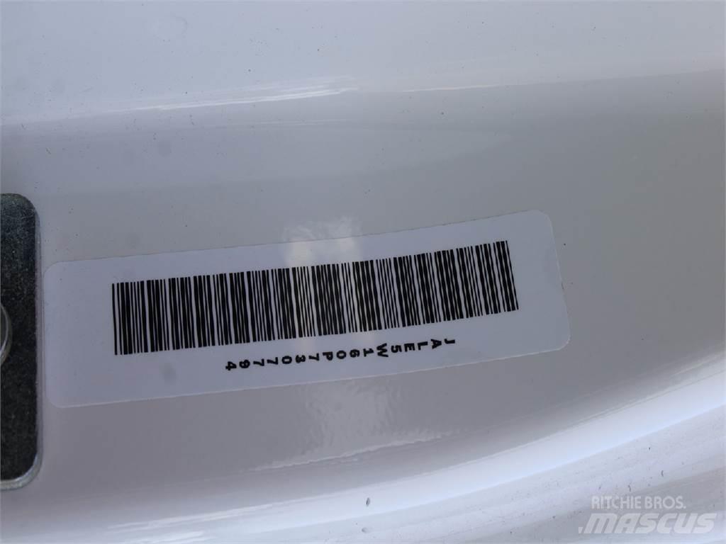 Isuzu NRR Dobozos teherautók