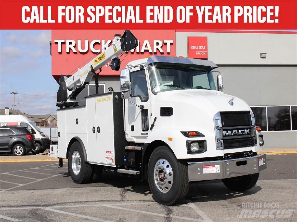 Mack MD6 Darus teherautók