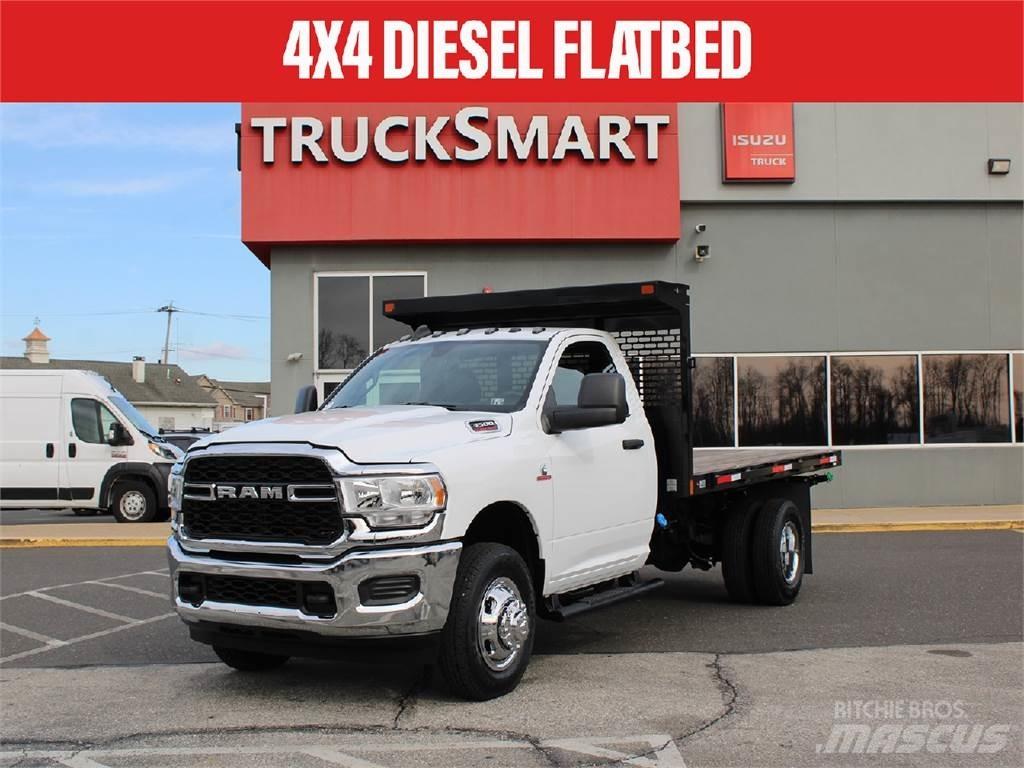 RAM 3500 Platós / Ponyvás teherautók