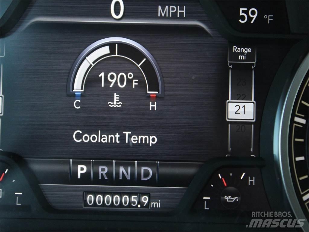 RAM 5500 Platós / Ponyvás teherautók