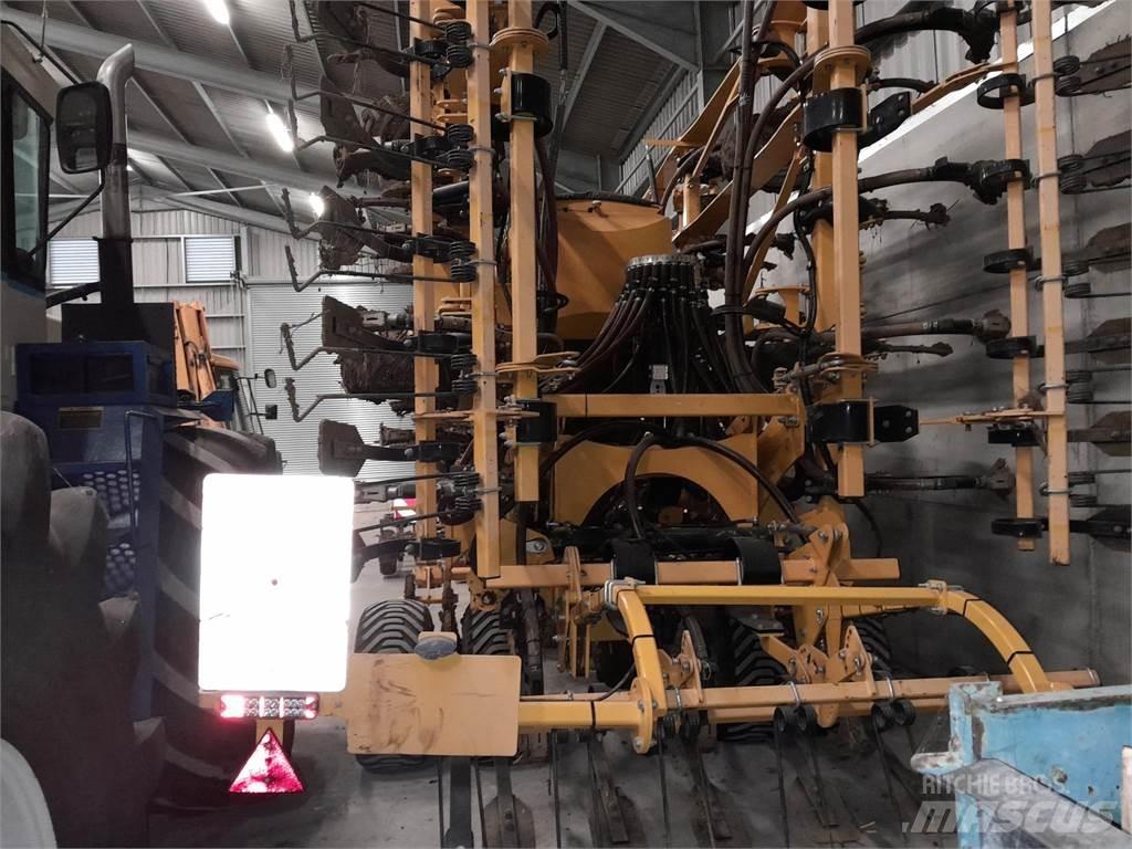 Claydon 8M TRAILED Egyéb mezőgazdasági gépek