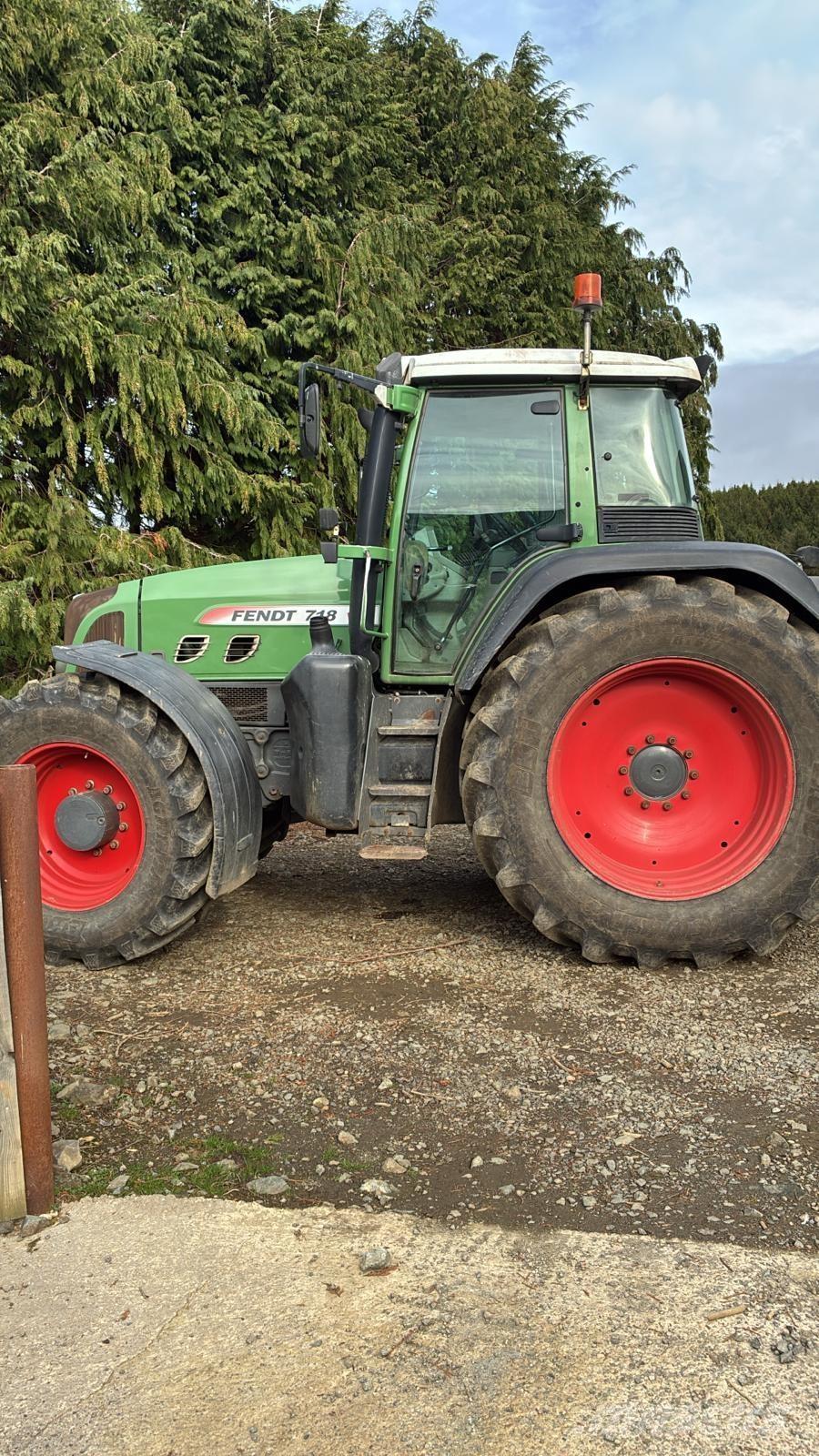 Fendt 718 Traktorok