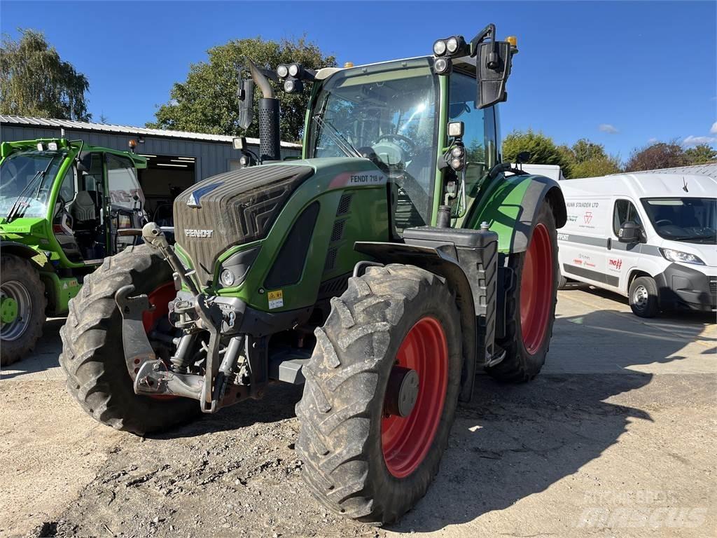Fendt 718 Traktorok