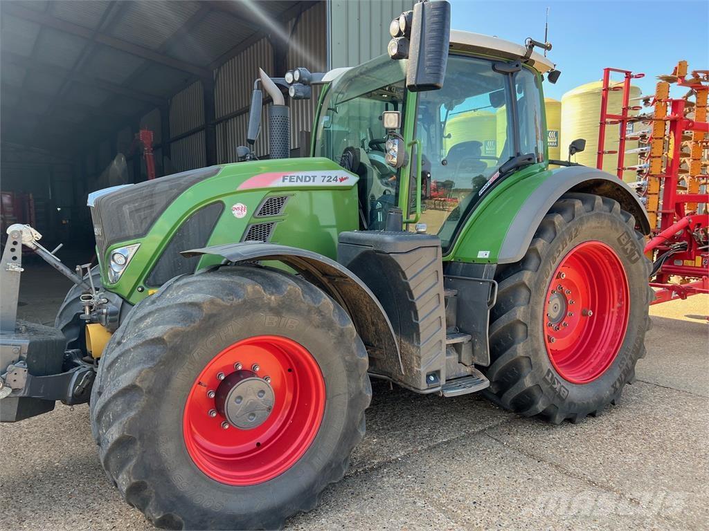 Fendt 724 Traktorok