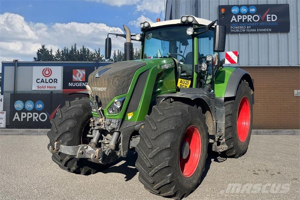 Fendt 828 VARIO Traktorok