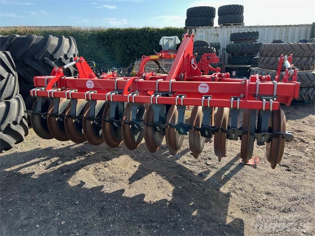 Kverneland FL300 Kultivátorok