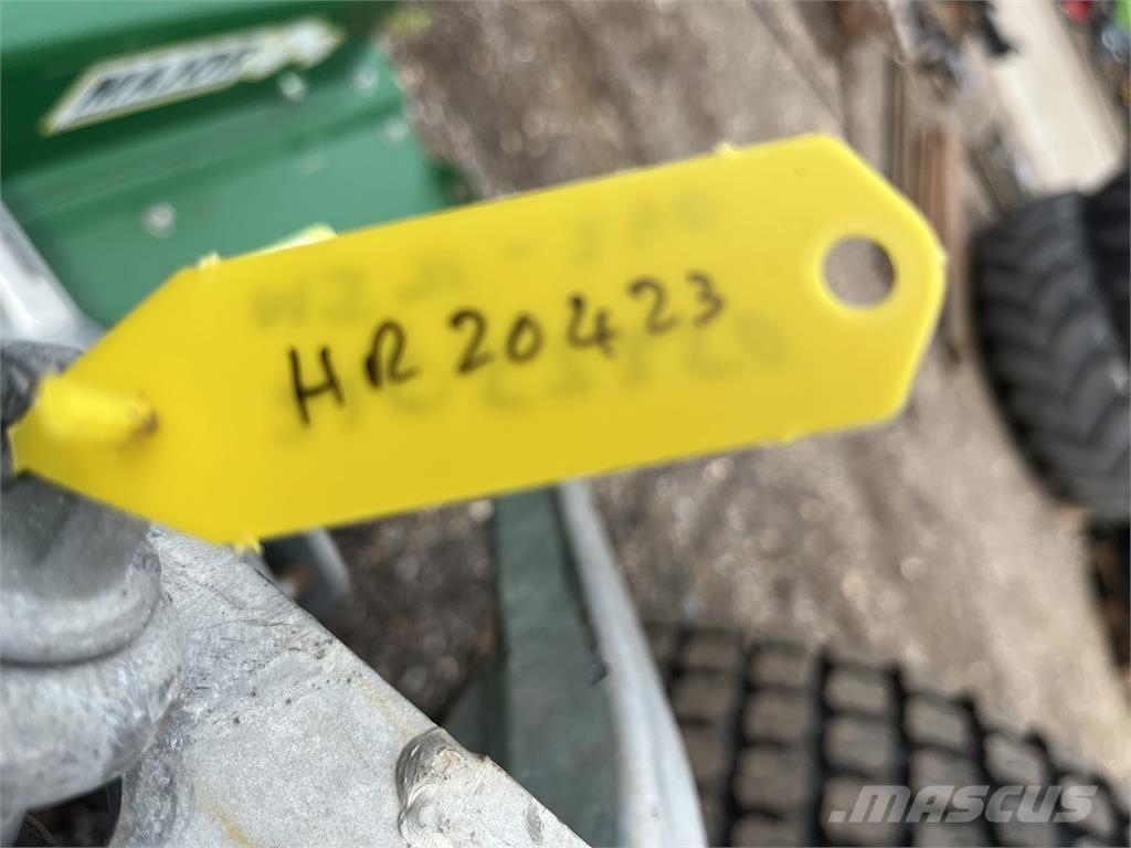 Major MJ71-240 Kaszák