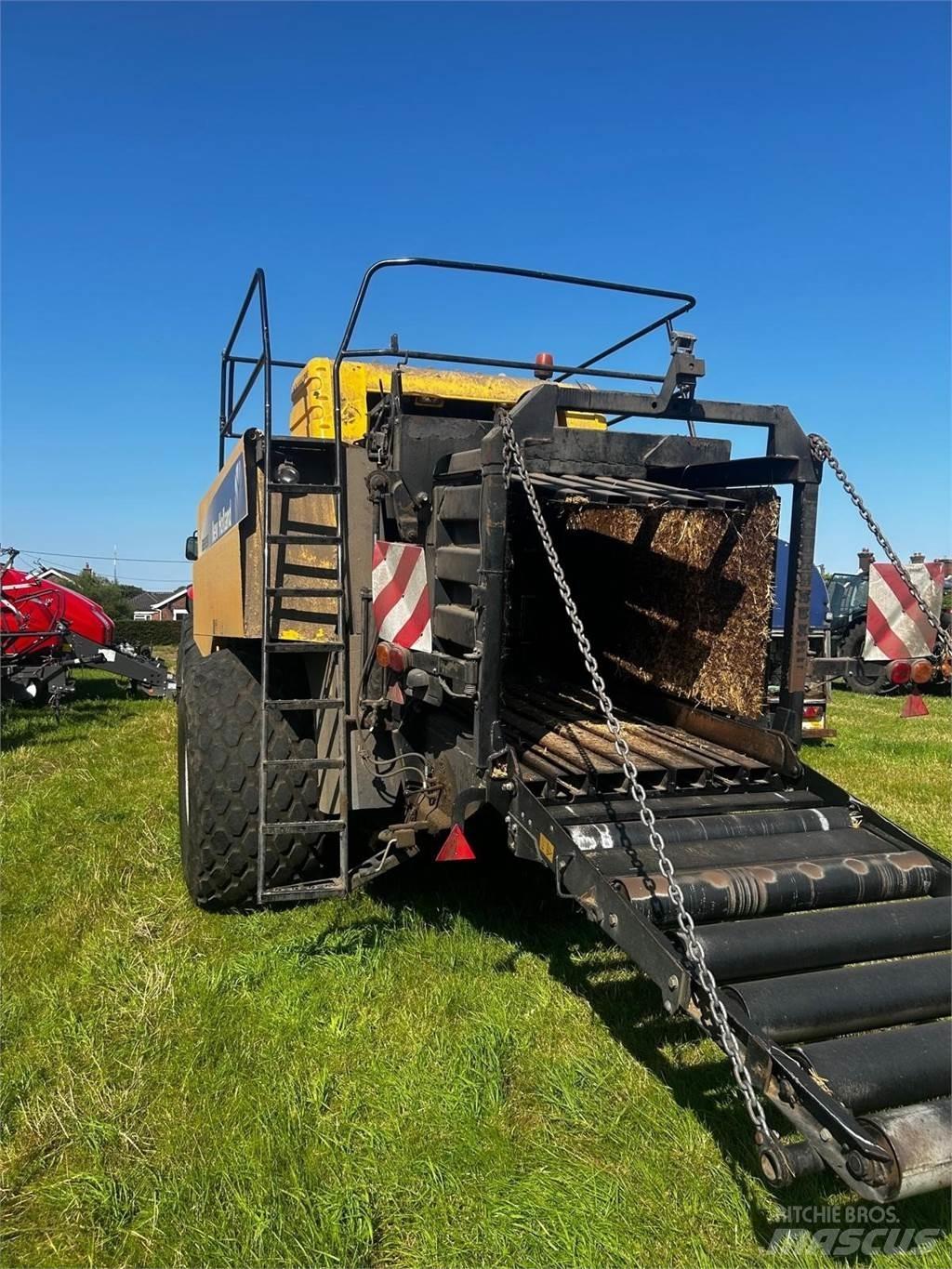 New Holland BB9090 Szögletes bálázók
