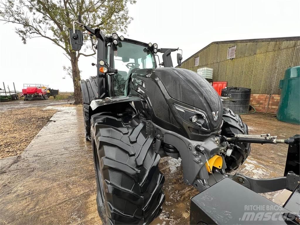 Valtra T174V Traktorok