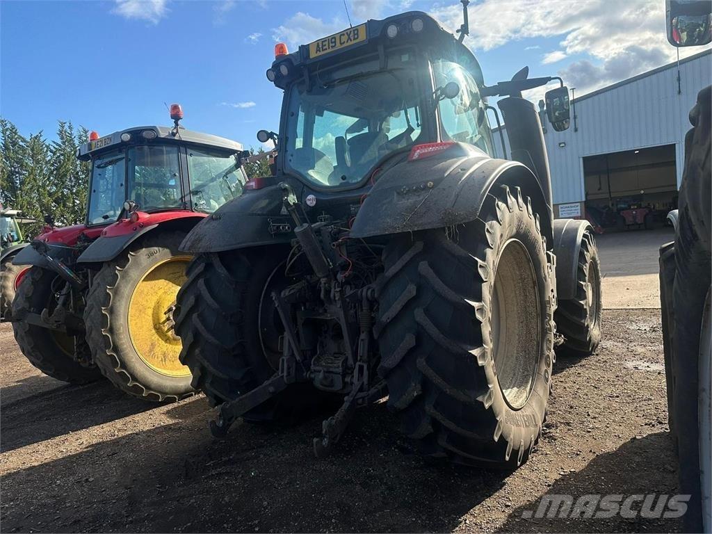 Valtra T234D Traktorok