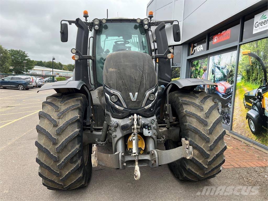 Valtra T255V Traktorok