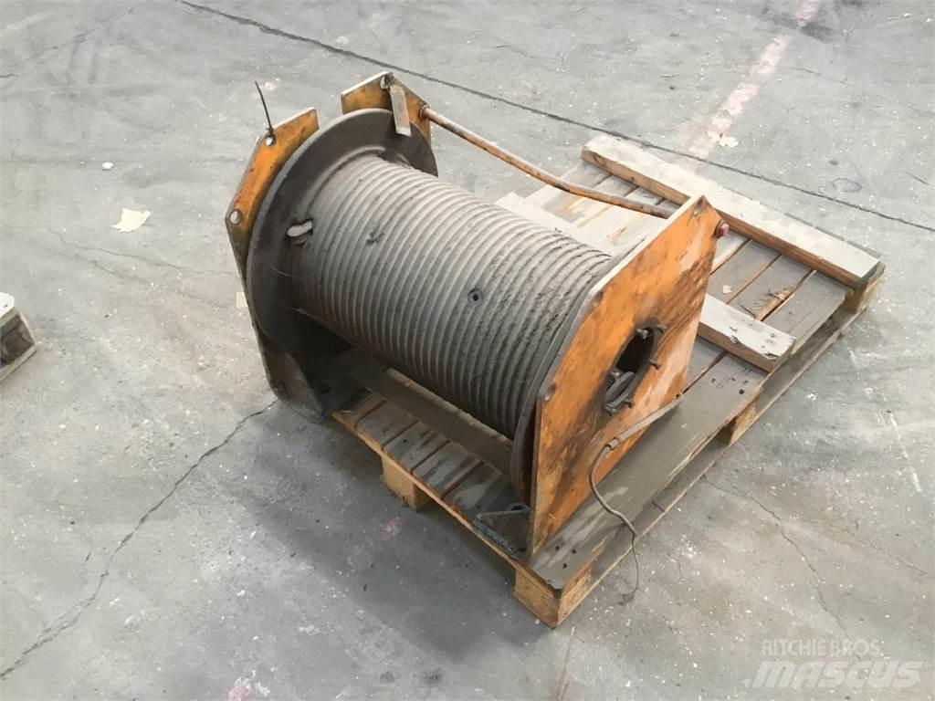 Faun RTF 30 winch Daru tertozékok és felszerelések