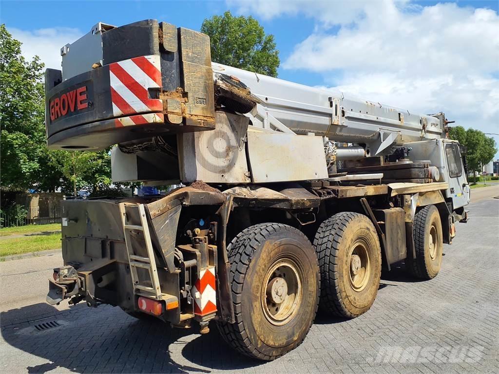 Grove GMK 3055 Terepdaruk