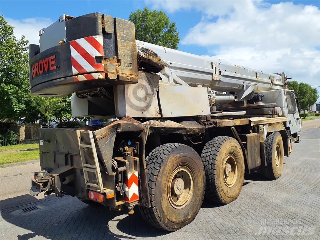 Grove GMK 3055 Terepdaruk