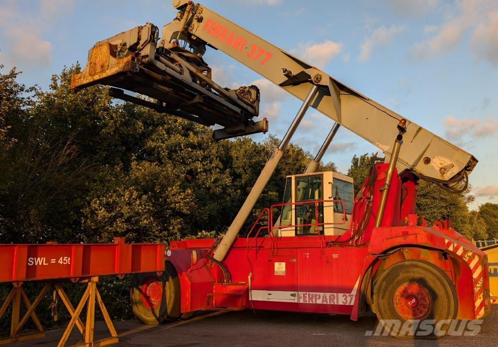 CVS Ferrari F377.5 PB Konténer rakodó
