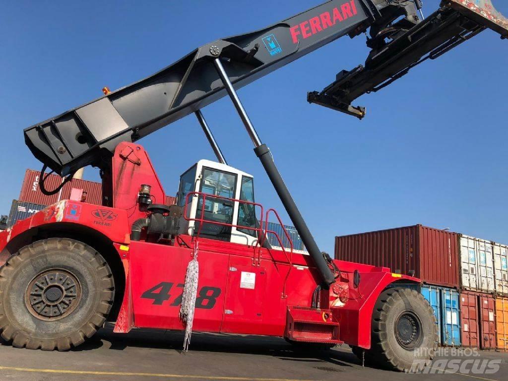 CVS Ferrari F478 Konténer rakodó