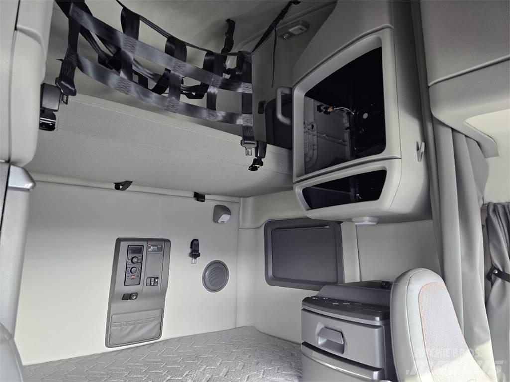 Volvo VNL760 Nyergesvontatók