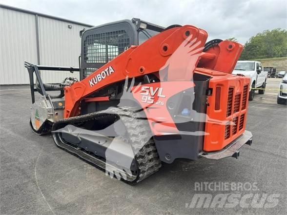 Kubota SVL95-2S Erdészeti bozótirtó