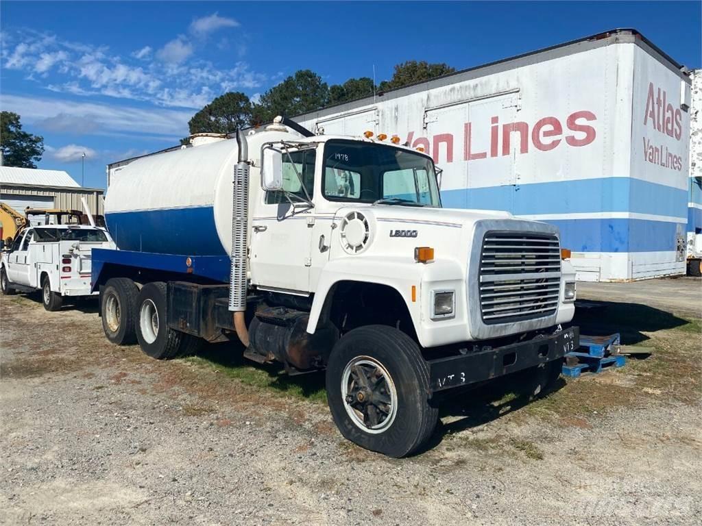 Ford L8000 Építőipar - Egyebek