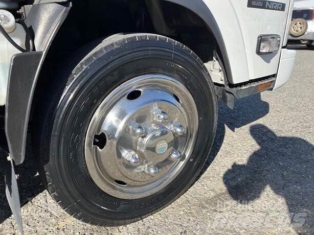 Isuzu NRR Építőipar - Egyebek